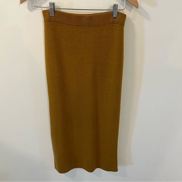 Garnet Hill Two-Piece Sweater Set in Mustard Yellow | Size S - Picture 6 of 16